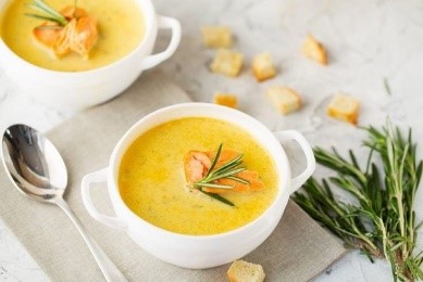 Người bị viêm họng nên ăn thức ăn loãng dễ nuốt