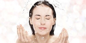 Da nhạy cảm không nên dùng sản phẩm làm khô da