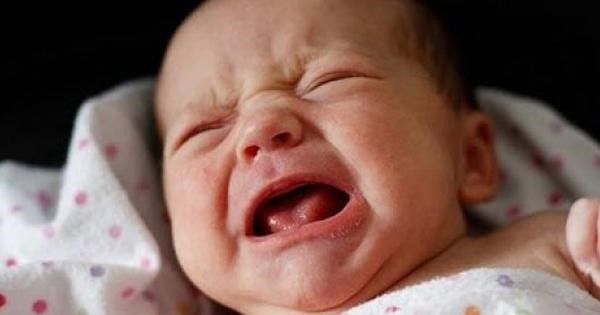Lý do trẻ em khóc thét lúc nửa đêm