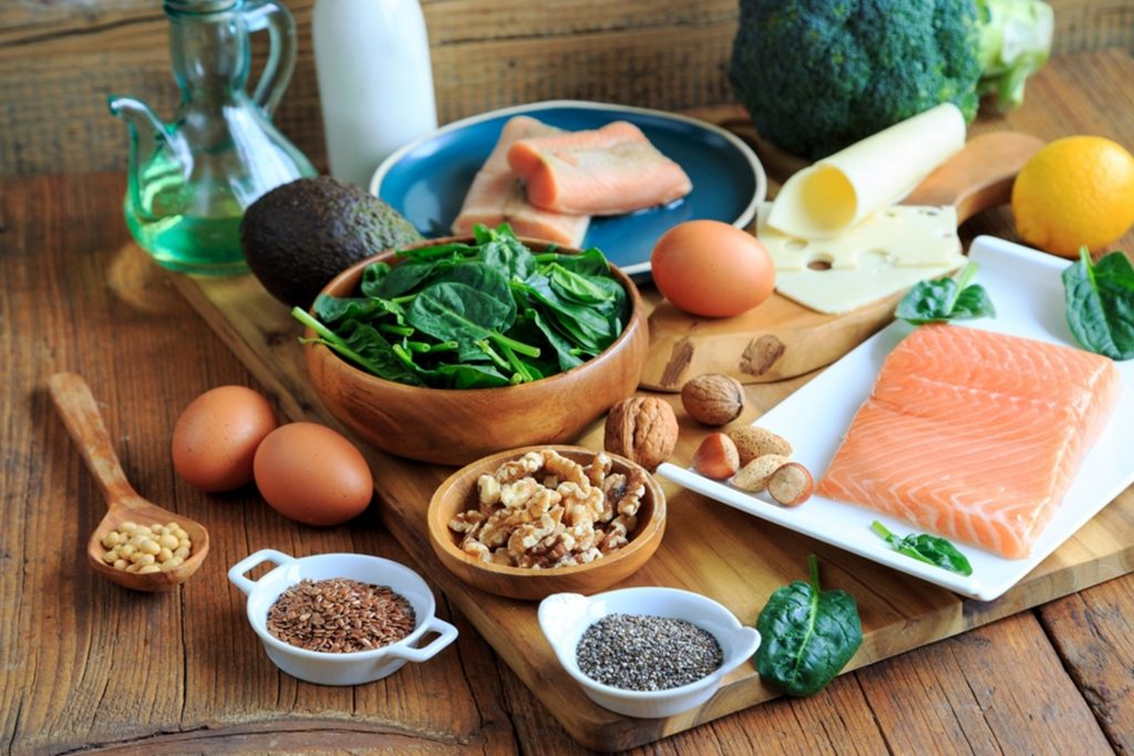 Omega-3 là axit béo tốt cho cơ thể cần bổ sung qua chế độ ăn uống.