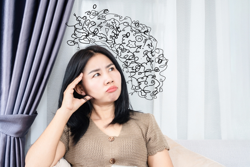 Overthinking có đôi khi khiến bạn phải mất ngủ, căng thẳng kéo dài